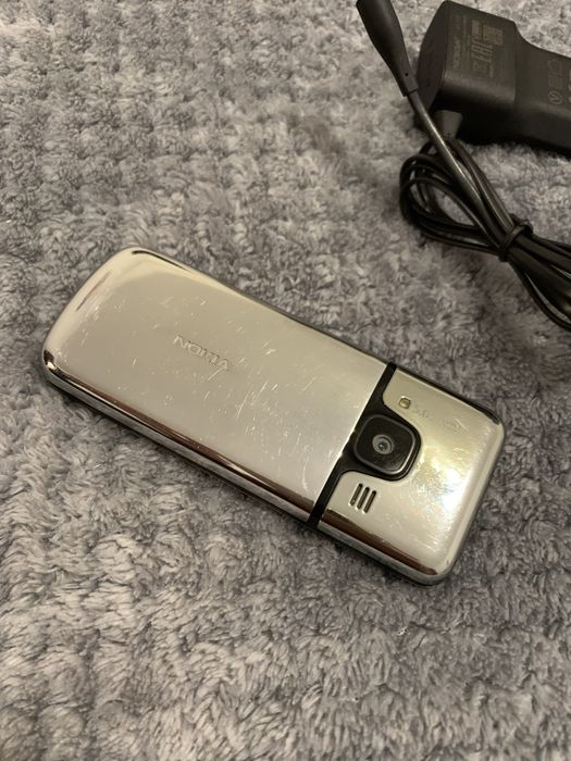 Telefon clasic NOKIA 6700 Chrome Classic 3G