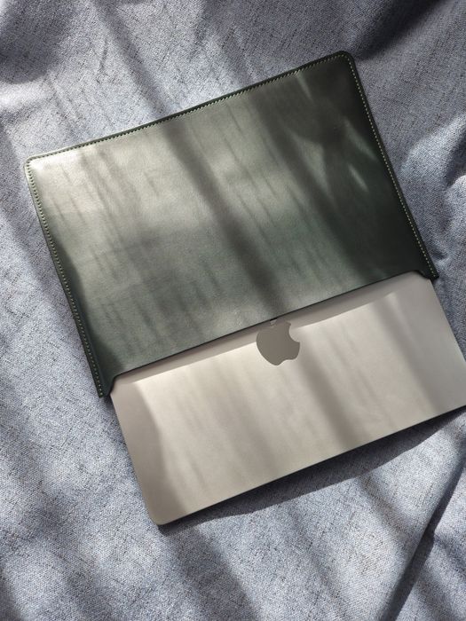 Macbook Air 13" husă din piele naturală