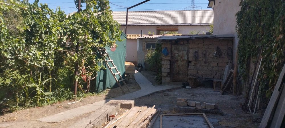 Ташкент массив Водник Мажнунтол 2 сотих земли