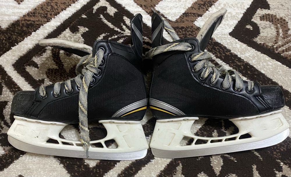 Коньки детские Bauer supreme pro