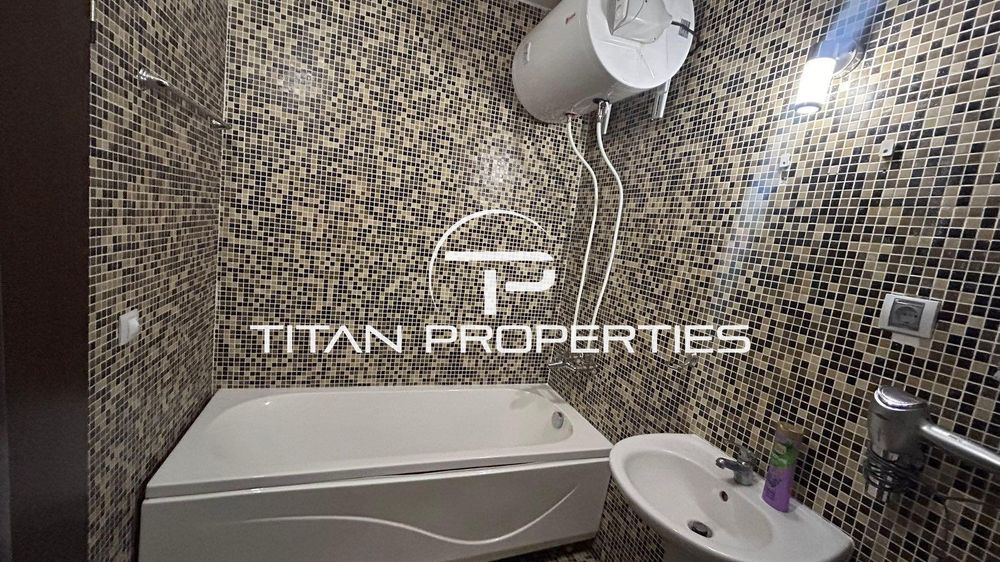 Дава се под наем Едностаен апартамент в Бургас, Сарафово - 52 кв.м за 382.5 € - Снимка #3