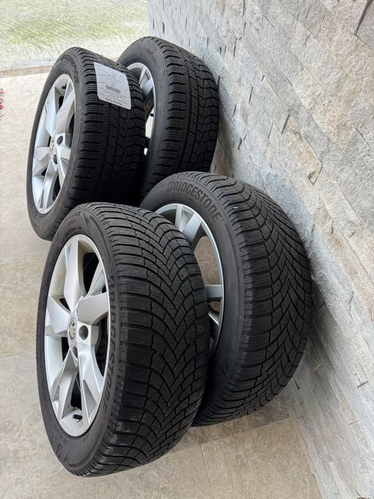 Jante Roti de iarna pe 17”, 205 55 17,jante aliaj Skoda originale