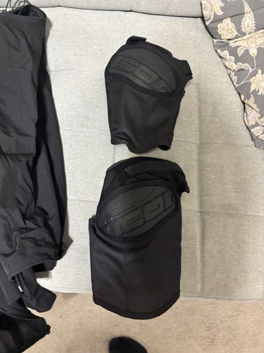 Geaca piele moto plus protectie spate si genunchi