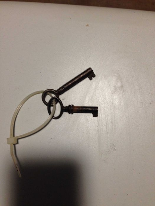 много стара английска витрина