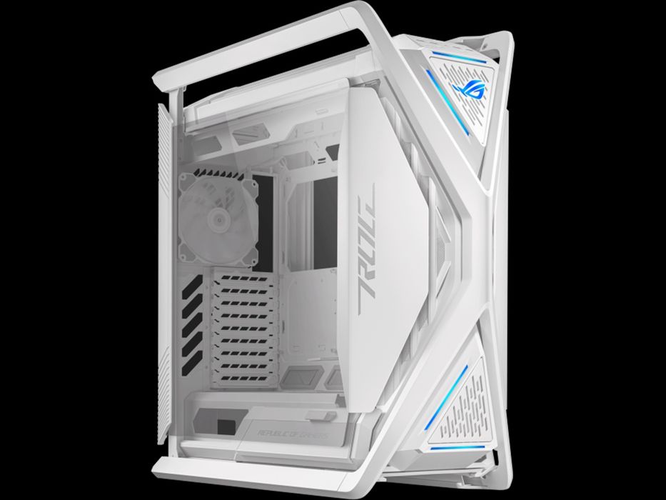 Продавам компютърна кутия Asus hyperion gr701 Неразпечатана!