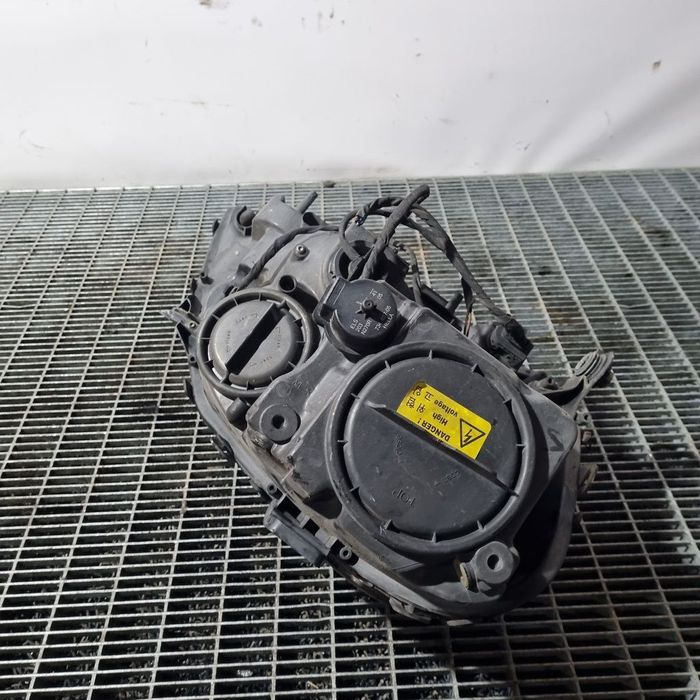 Far Stanga Mercedes ML W164 2005 - 2008 SUV 4 Usi (1446) Xenon