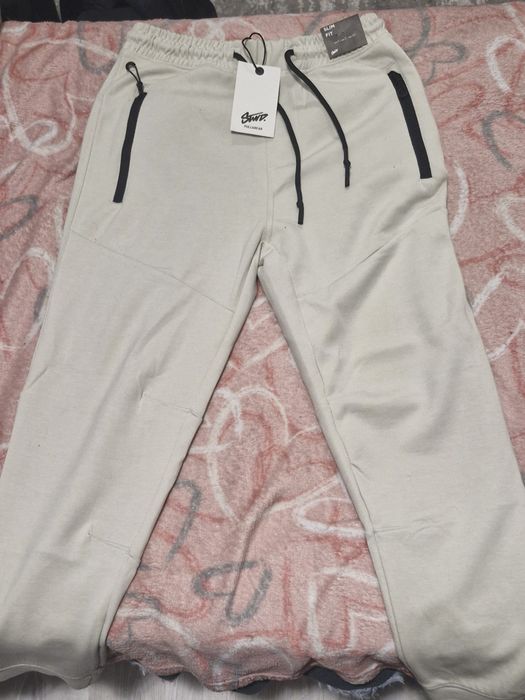 Pantaloni de trening pull&bear