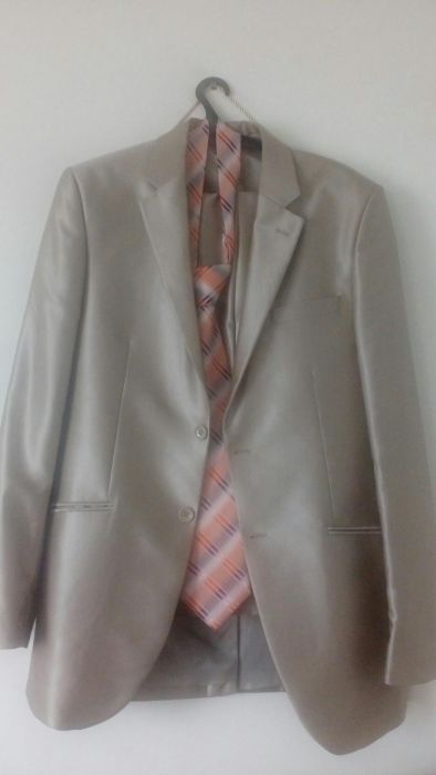 Продам костюм, не дорого!