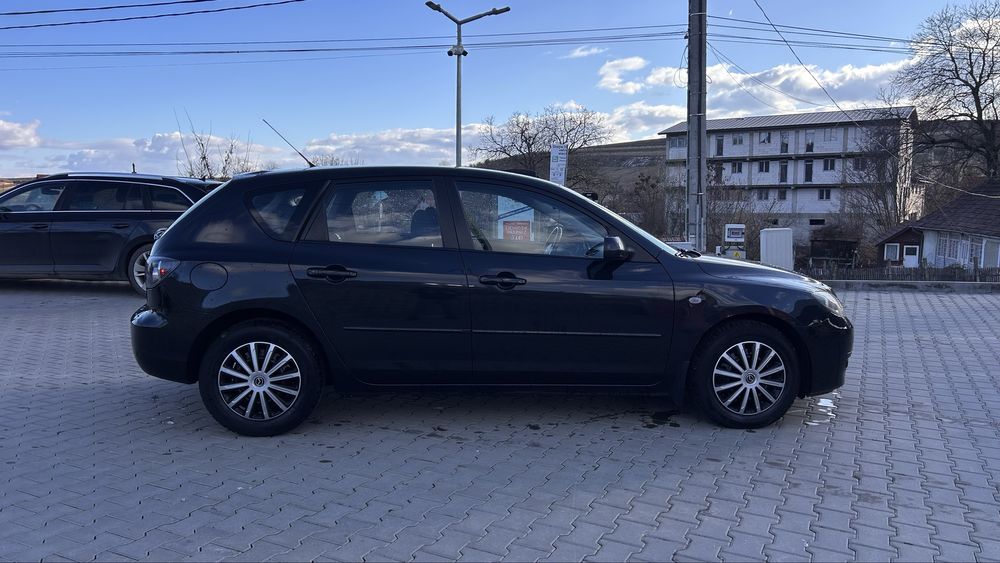 Vand mazda 3 benzina