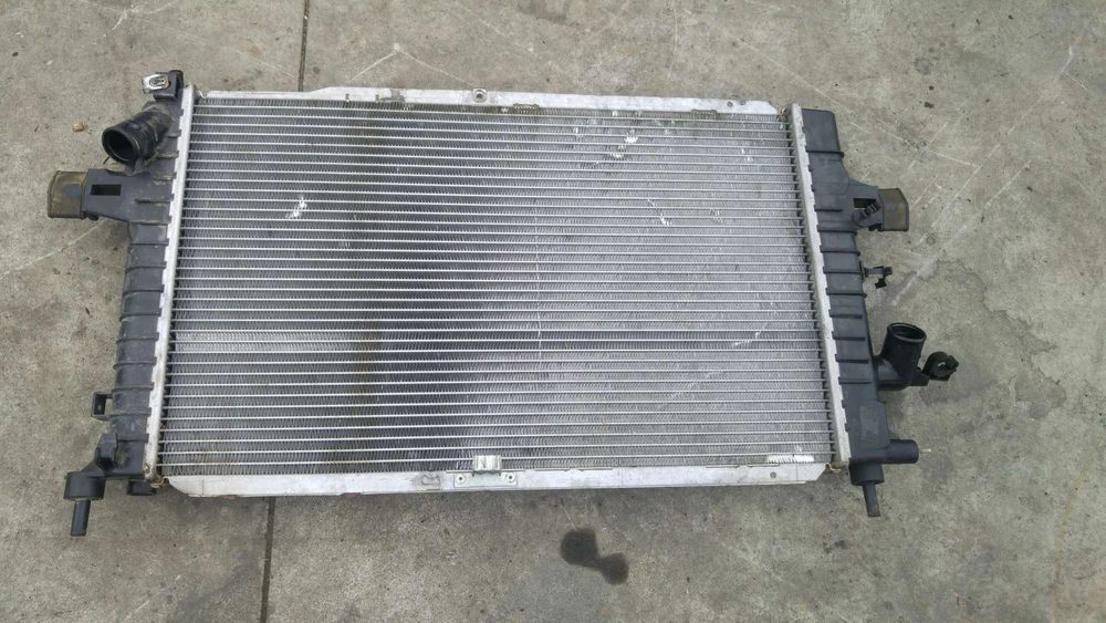 radiator apa 1.7 cdti opel zafira b astra h  b57553001
