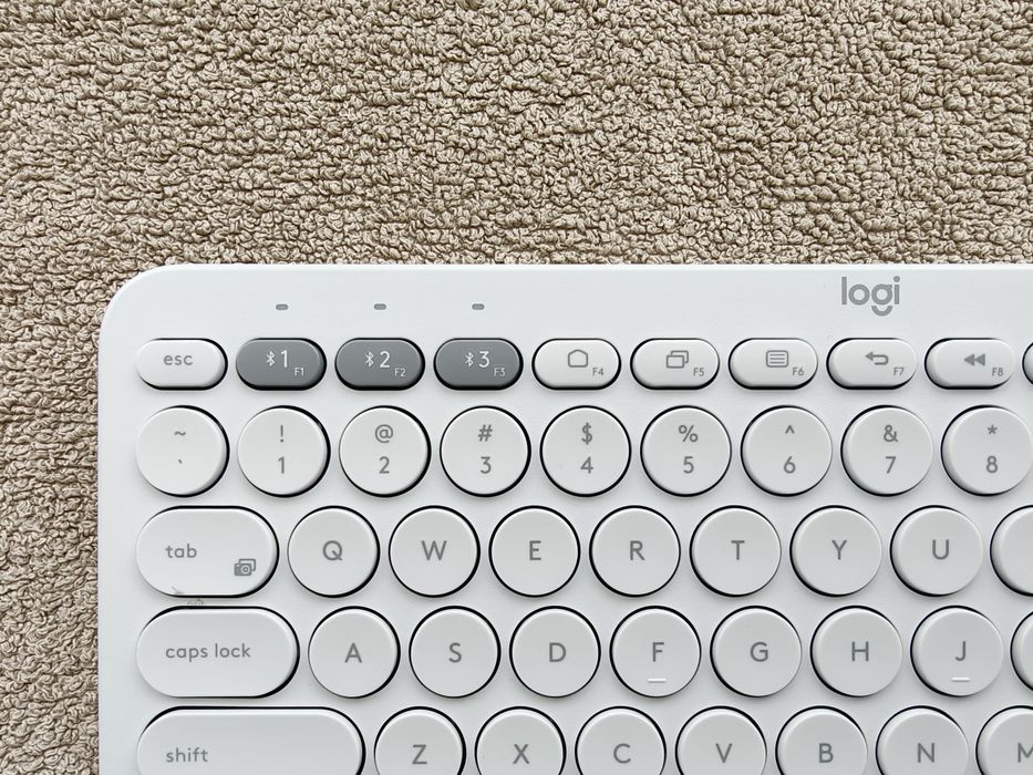 Безжична клавиатура Logitech K380