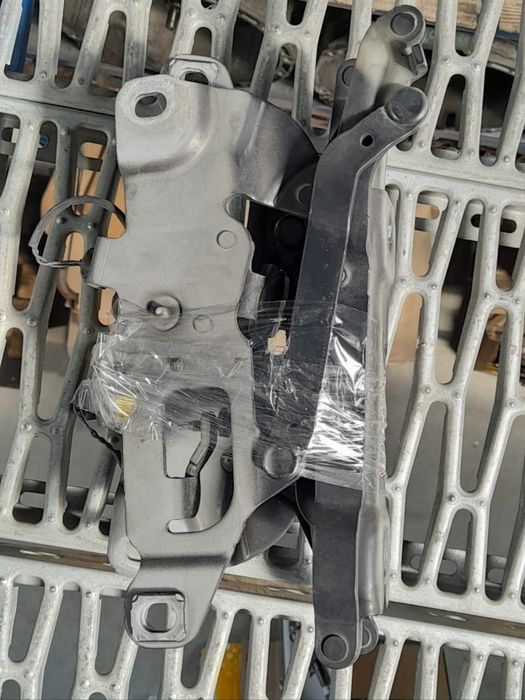 Capse pirotehnice balamale capota bmw seria 6 f12 f13 f06