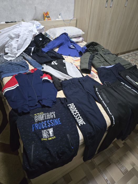 Продам одежду для подростка