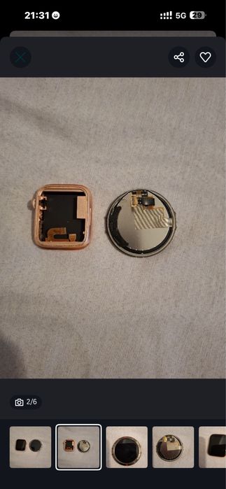 Display watch doua modele diferite