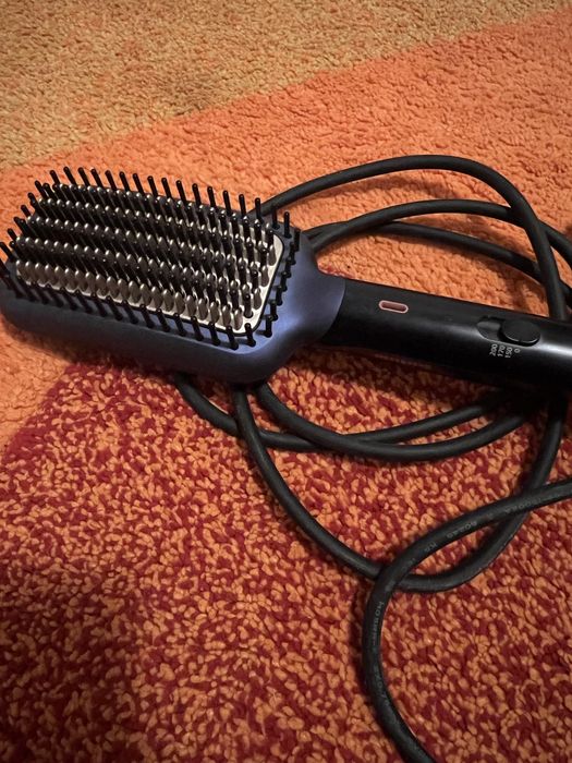Perie electrica incalzita de indreptat parul Philips seria 5000