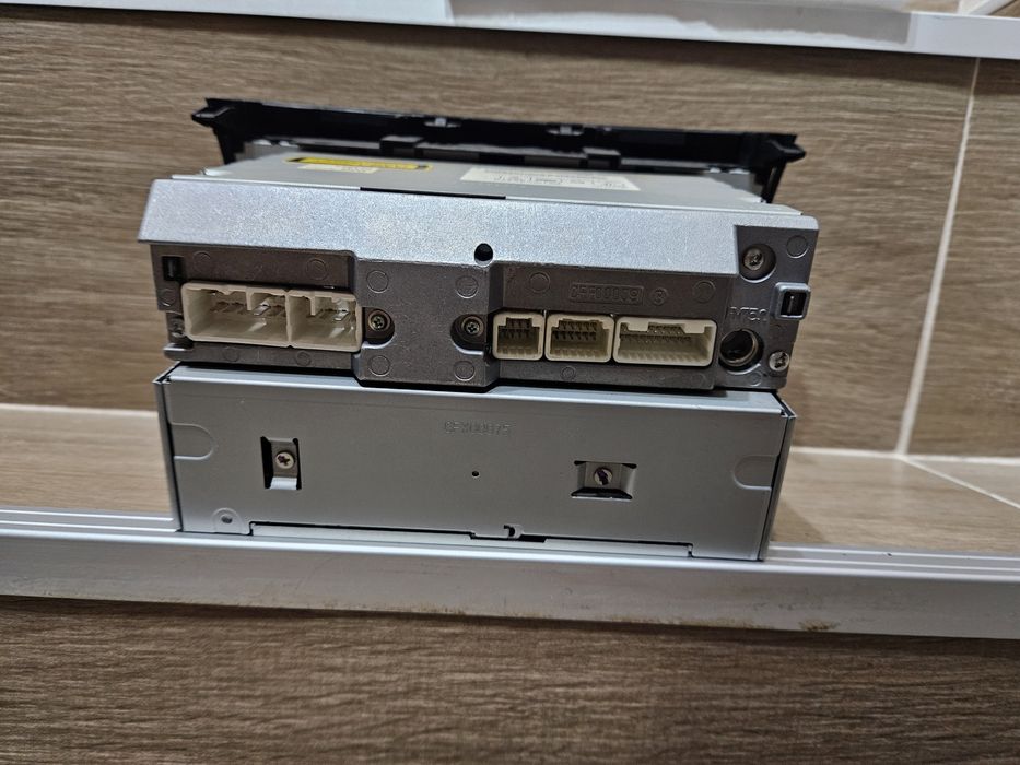 Оригинално CD за Toyota Rav4