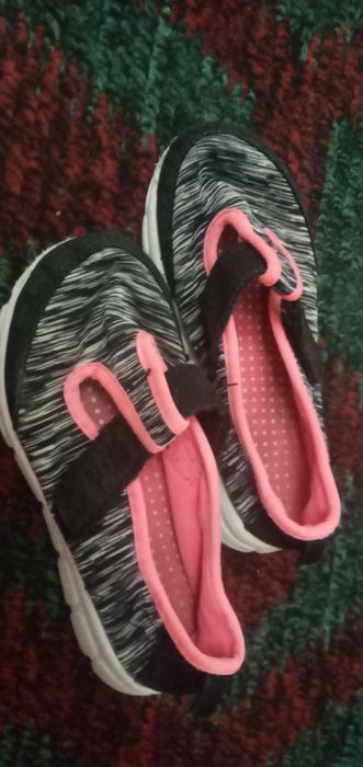 Детская обувь  для девочки и мальчика