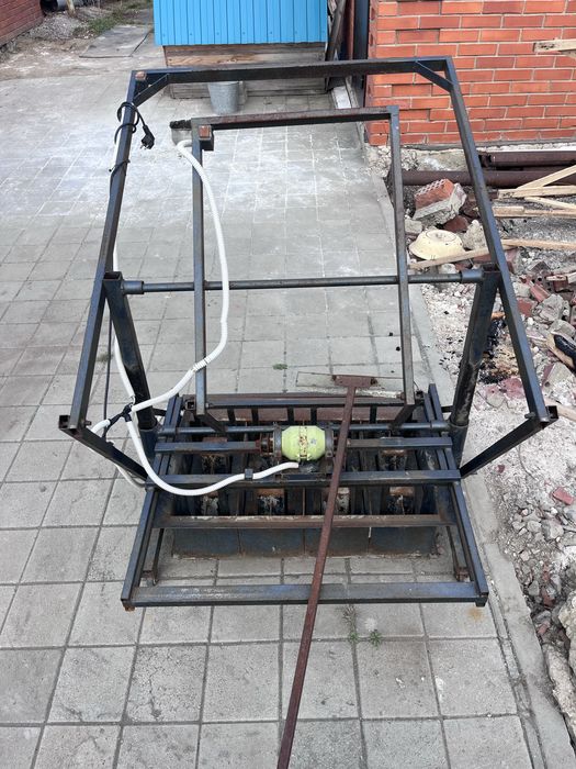 Пескоблочный аппарат