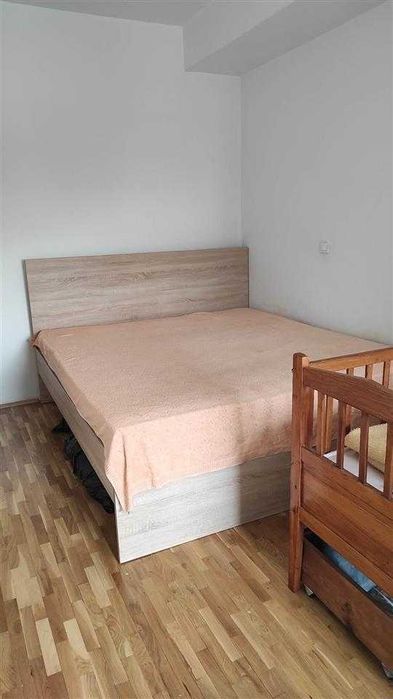 Дава се под наем Двустаен апартамент в София, Бъкстон - 70 кв.м за 459 € - Снимка #1