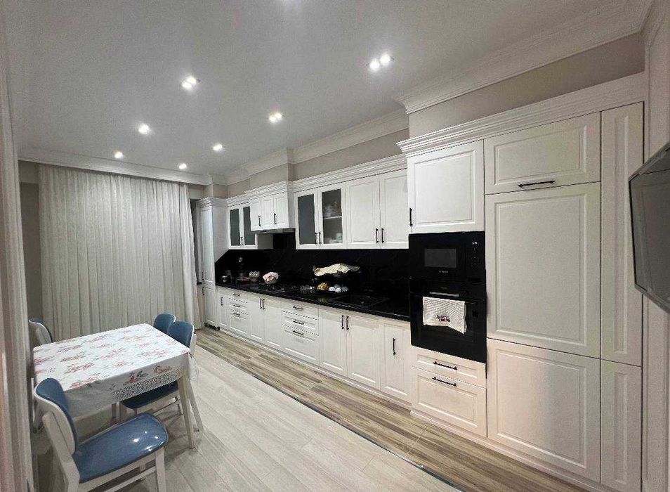 Успейте! Срочно сдаётся 3-ком квартира Алмазар сити центр города