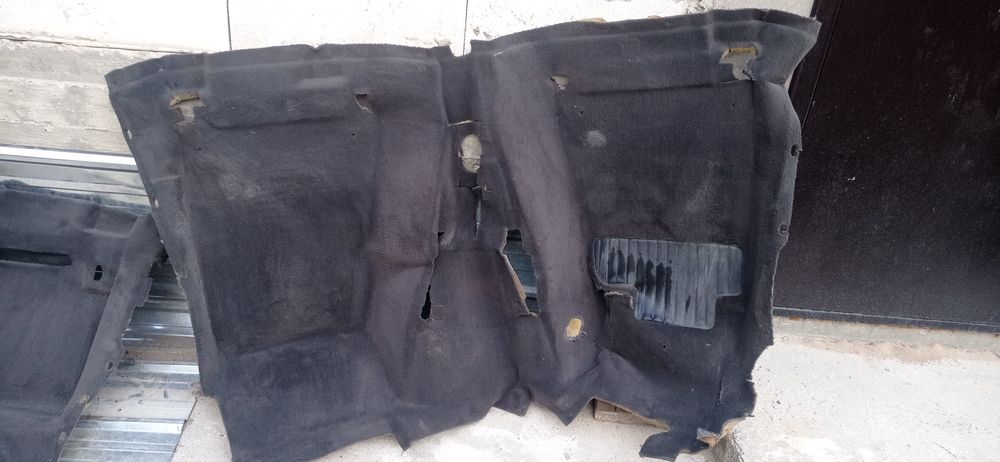 Ковралан в салон БМВ Е34