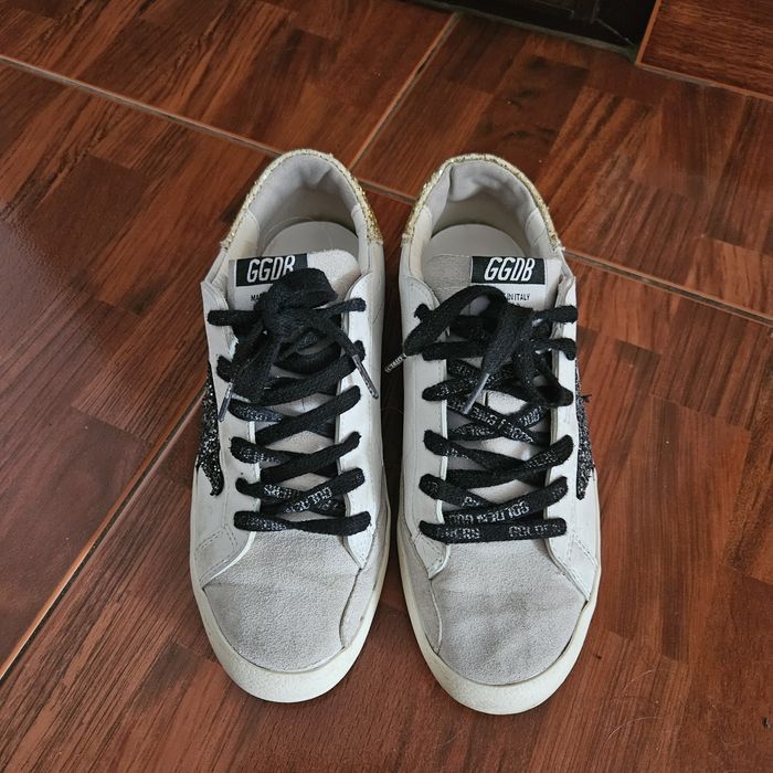 Golden Goose sneakers classics