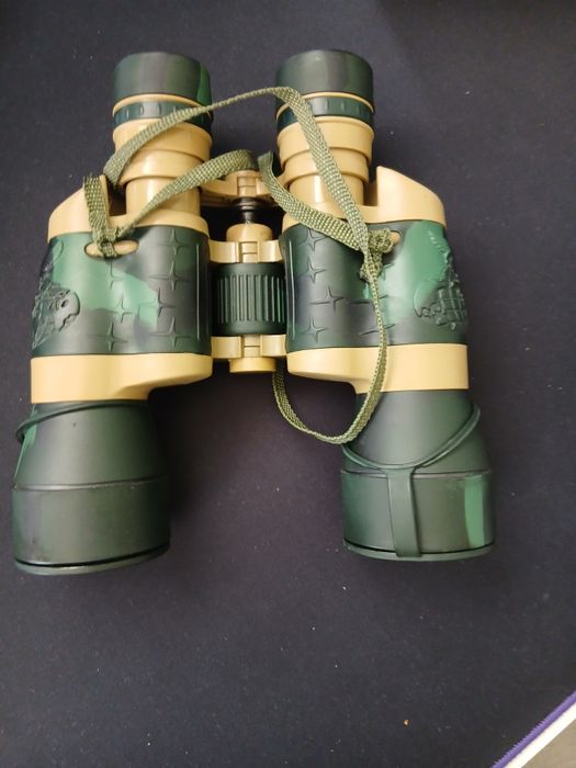 Бинокъл  Breaker Cobra  Model 750