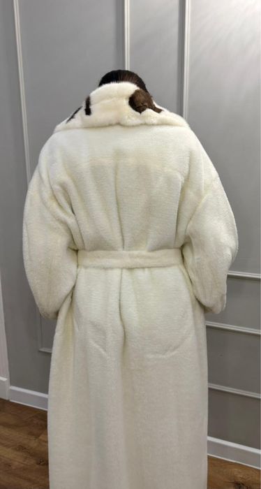 Продам пальто альпака