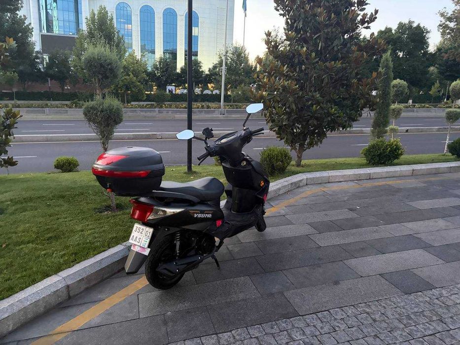 Продам скутер срочна 125куб Wasat