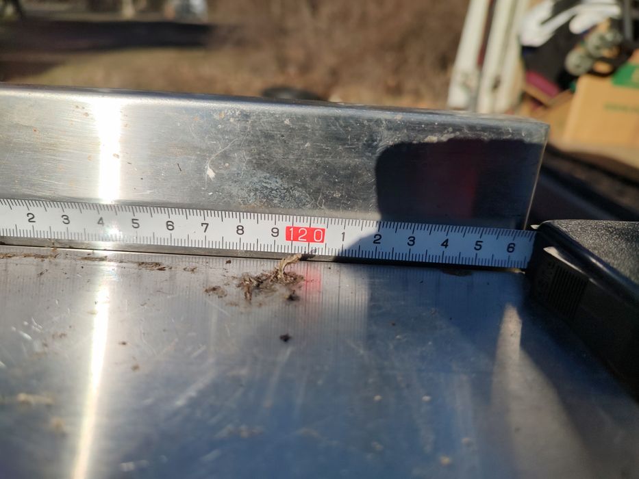 Мивка- маса за каравана или двор