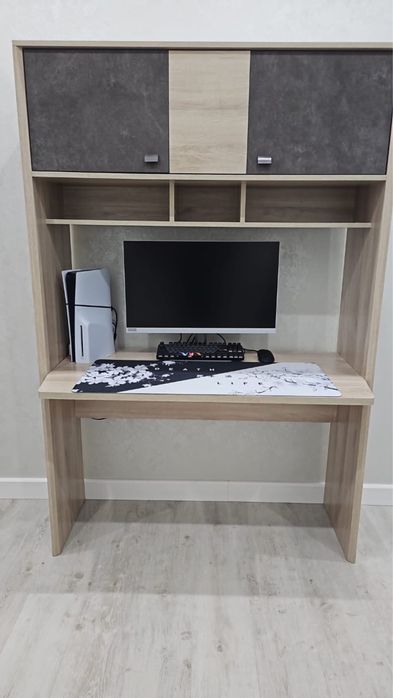 Письменный стол !!!