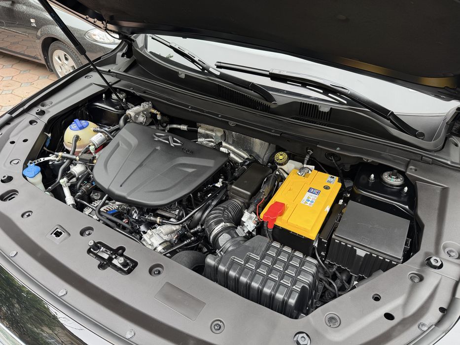 Jetour X70 Plus . Холати Зур