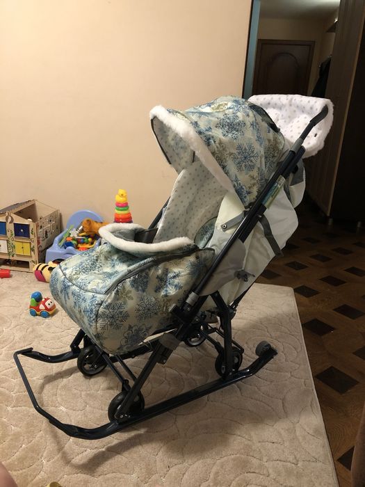 Продам санки детские