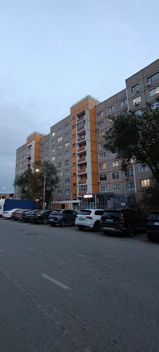 Продам квартиру в 10 мкр 2 дом