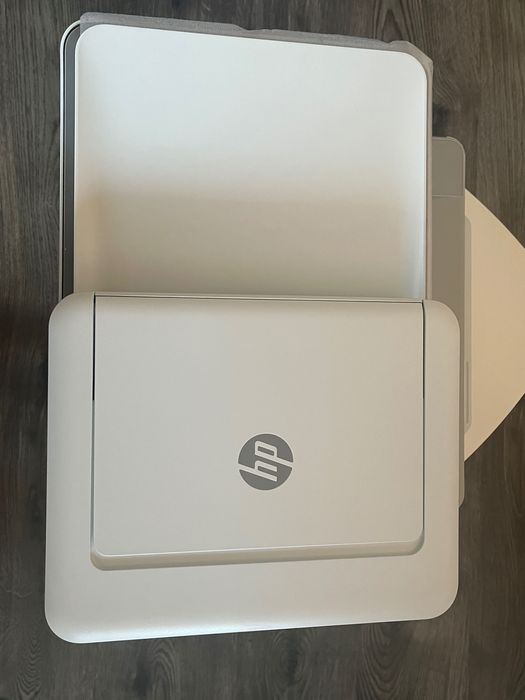 Imprimanta Deskjet plus 6475