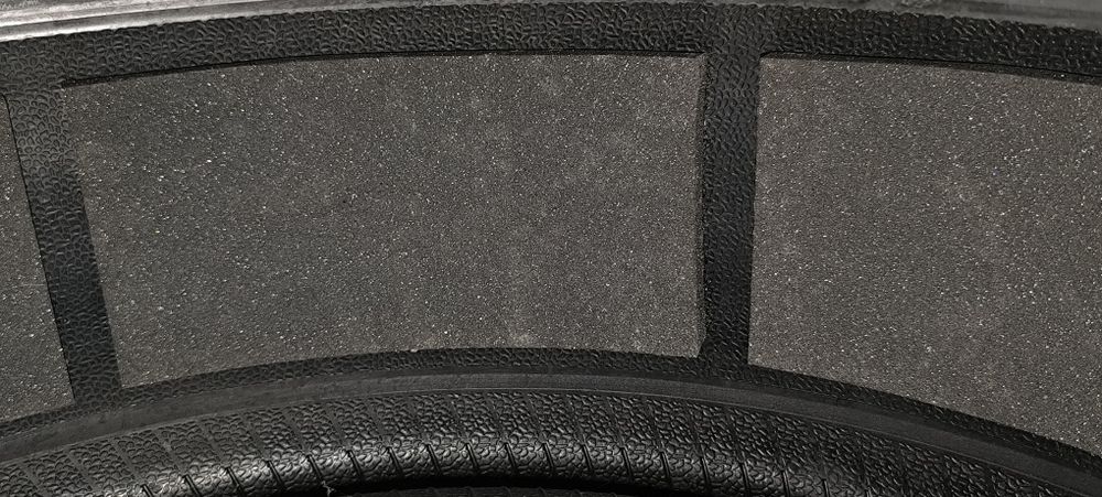 Продавам 4-ри броя гуми PIRELLI P ZERO  255/40/20    цена -  85€