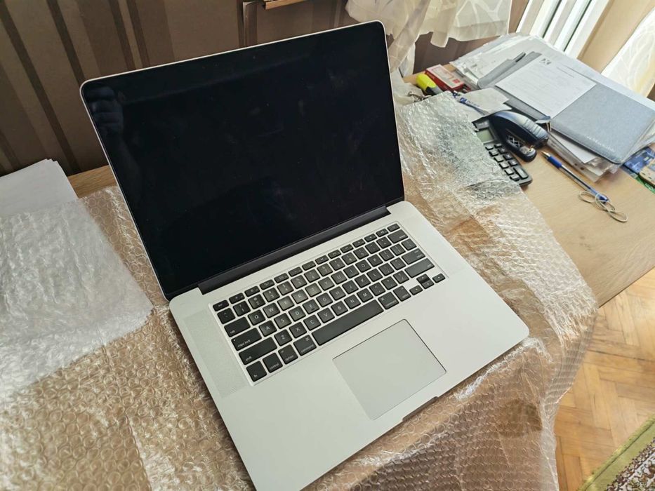 MacBook pro mid 2015 512 GB