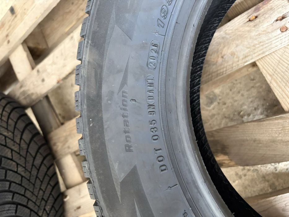 Нови зимни  гуми NEXEN 195/65/15