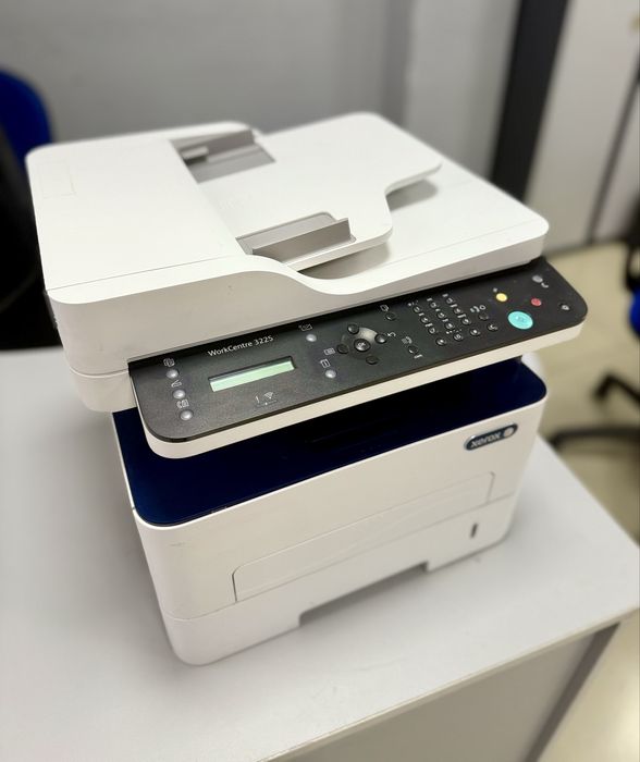 Продается МФУ Xerox 3225Ni