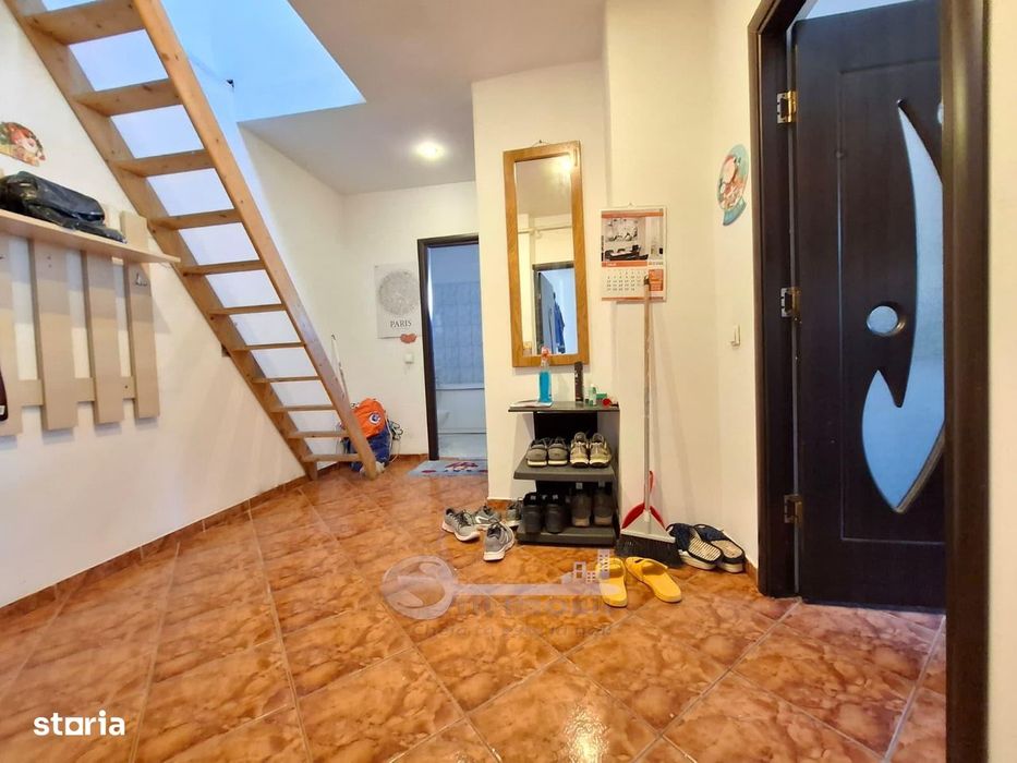 Nicolina 1, apartament 2 camere, decomandat, baie cu geam, 46 mp, se a