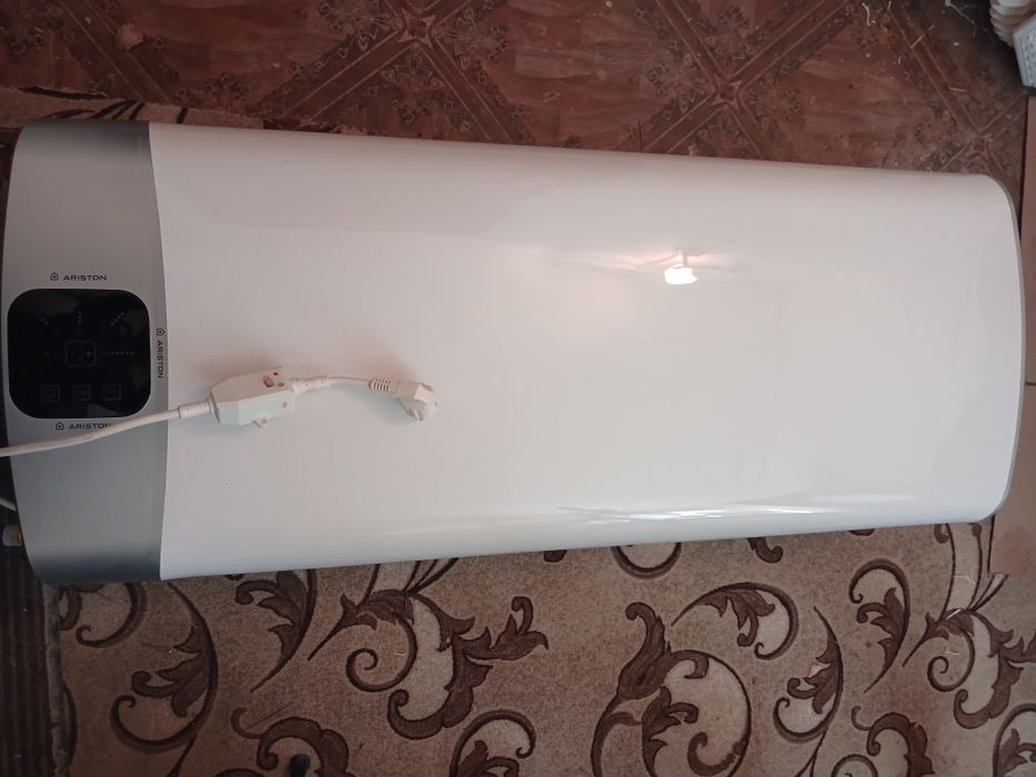 Водонагреватель Аристнон