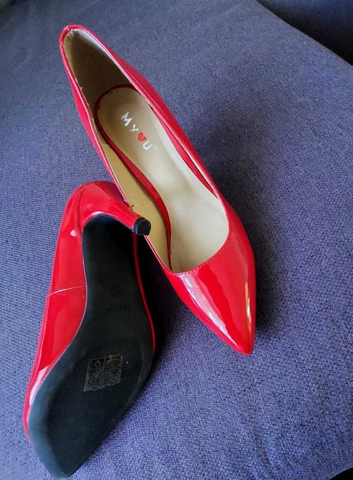 Pantofi stiletto ROȘU piele ecologică lăcuită, mărimea 37, PRODUS NOU