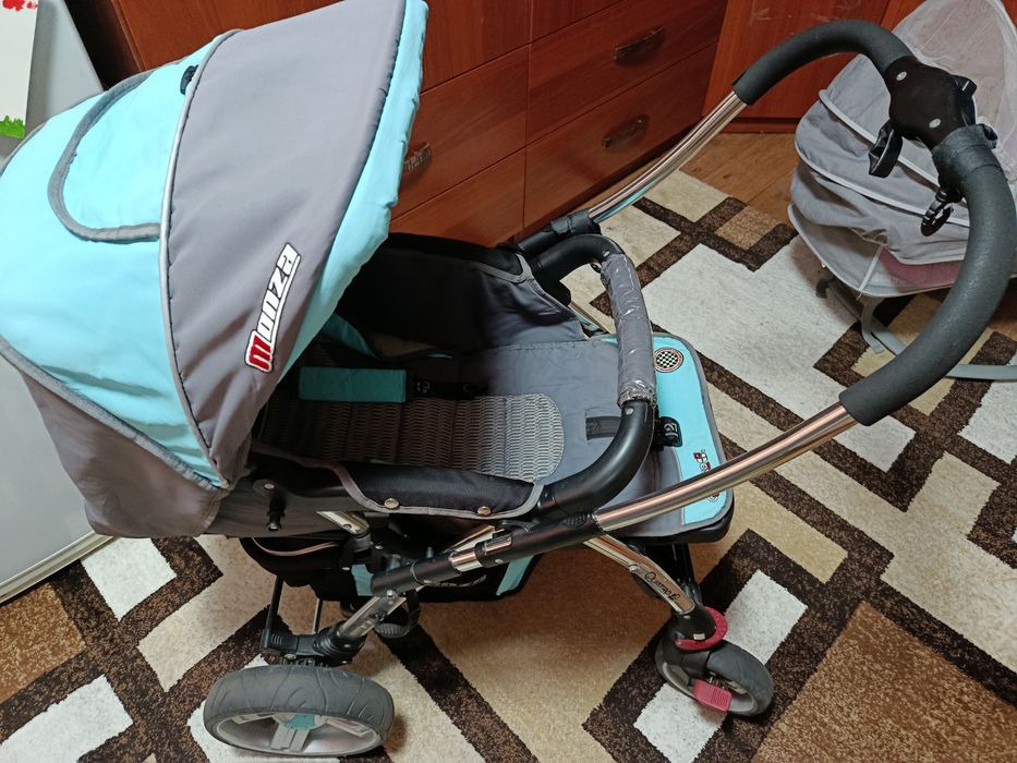 Продам детскую коляску