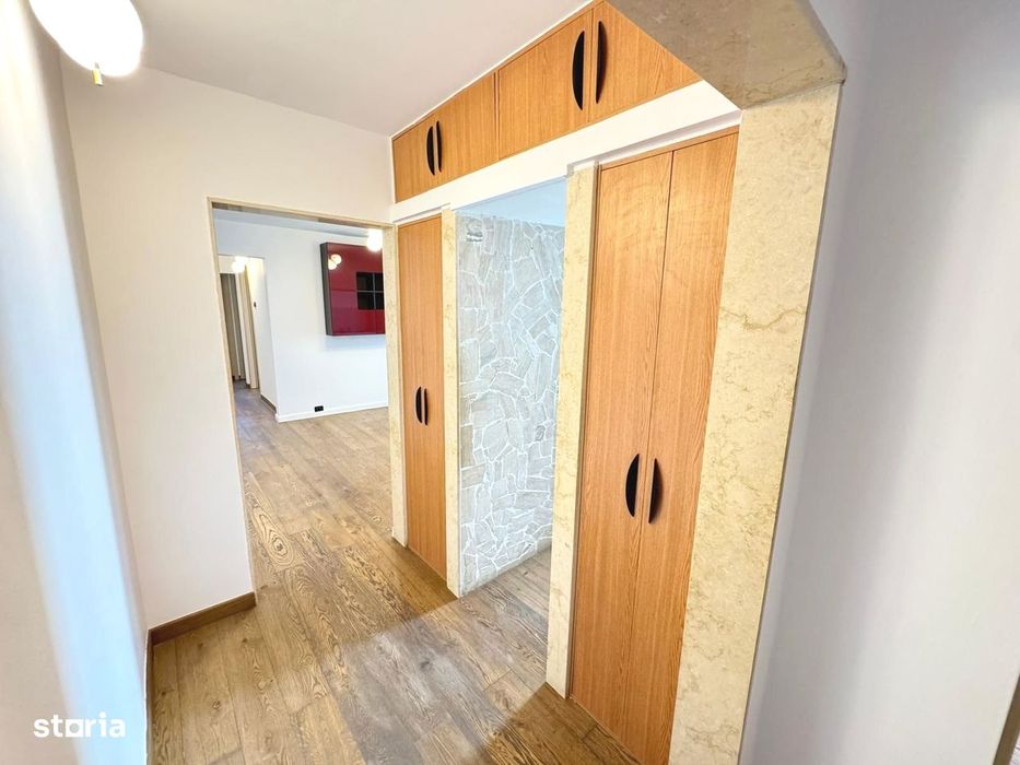 Apartament 4 camere, etaj intermediar, CT, AC, PVC, accept credit