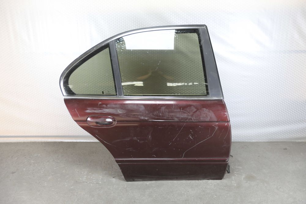 Запчасти на БМВ 5 серия Е39