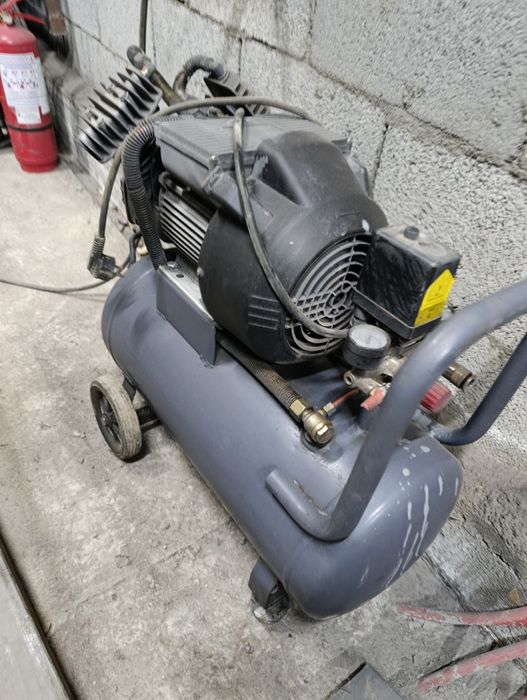 Компрессор масляный