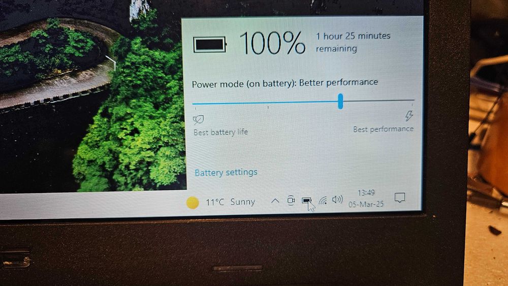 K56CM i5 1,7 ghz,8 gb mem.120+33 gb ssd