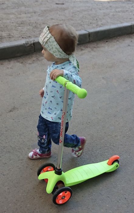 Продам детский самокат Biwec 2 в 1