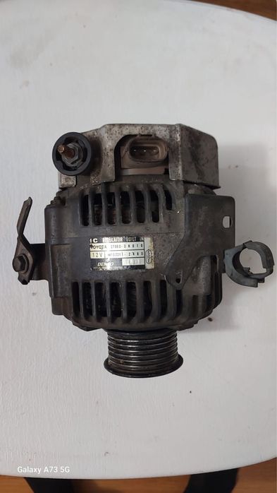 Продам генератор от камри 30 бу оригинал