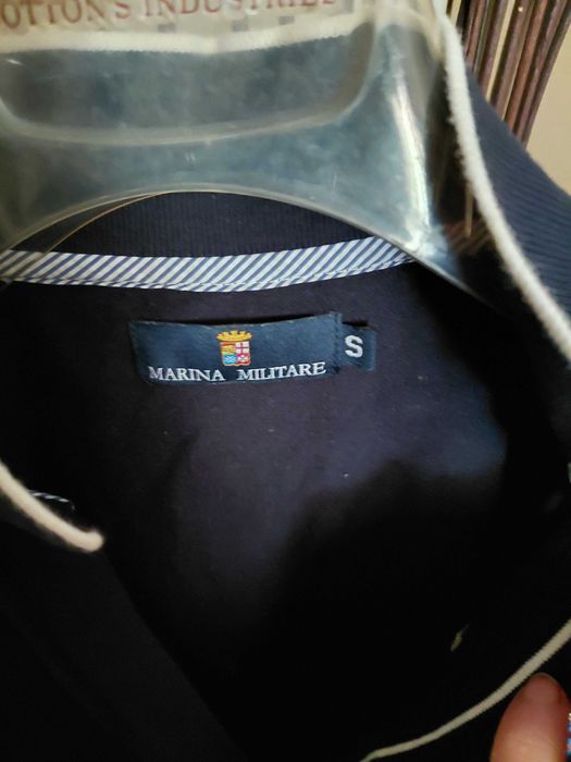 Vand tricouri superbe brand marina militare